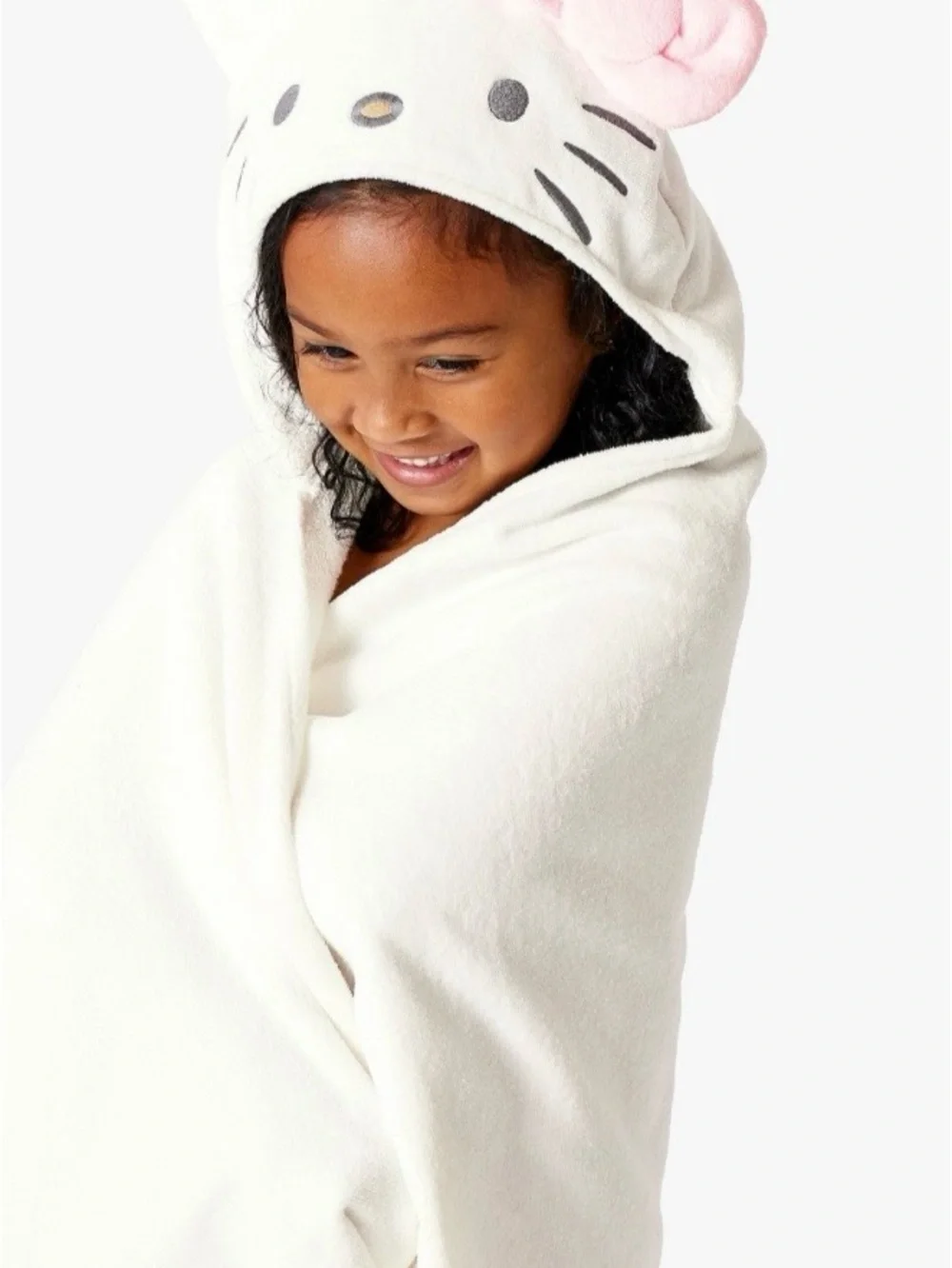 POTTERY BARN KIDS Hello Kitty® Cotton Hooded Towel White Multi 50” x 27”
